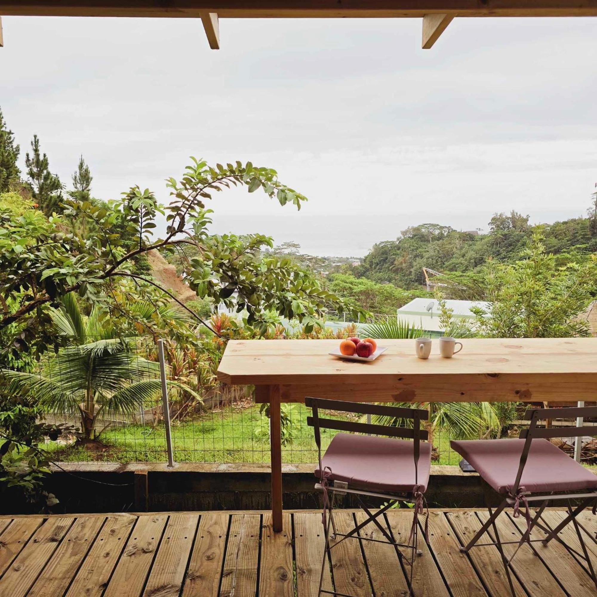 Fare Toahana, Accommodation With A Ocean View Faaa Exterior foto
