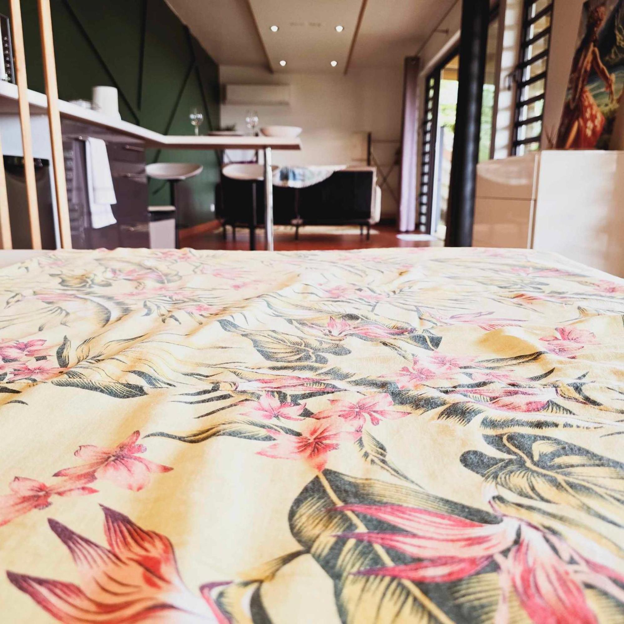 Fare Toahana, Accommodation With A Ocean View Faaa Exterior foto